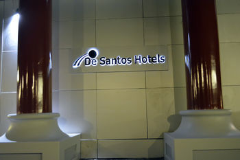 Отель De Santos Awka Экстерьер фото